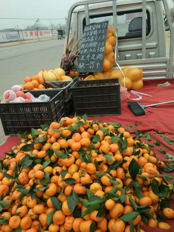 摆地摊卖水果没经验怎么办学会这些技巧卖水果不赚钱都难