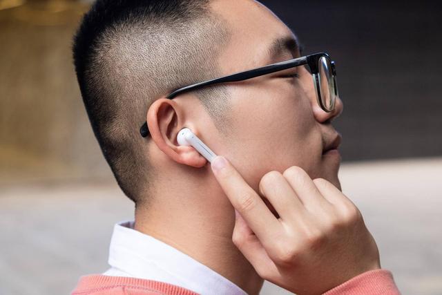 十款热门真无线耳机谁最好！AirPods Pro强势，OPPO成最大黑马