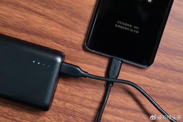 小米、Anker、摩米士等9大品牌10款大容量充电宝横评 ，谁值得买