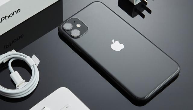 从3299到4599都有，最便宜iPhone出炉，还买什么iPhone11？