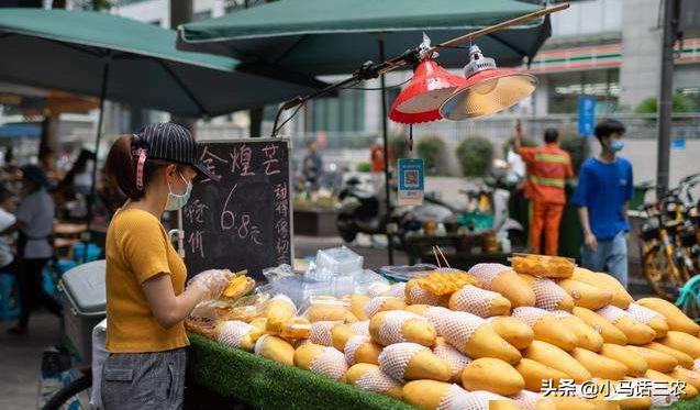 国家大力提倡地摊经济，摆地摊卖什么最赚钱？看完心里有数了