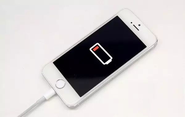 iphone充不进电怎么办，不用送去维修一个办法就能解决