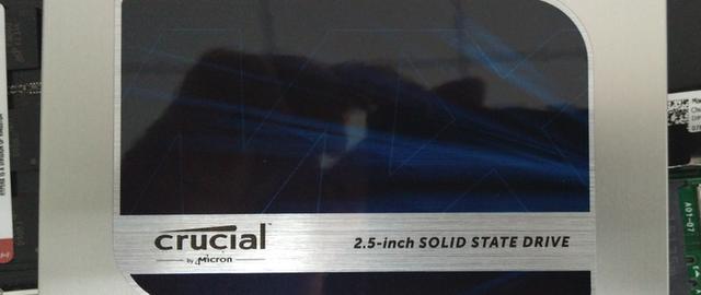 镁光 Crucial 英睿达 MX200 250G SSD 开箱