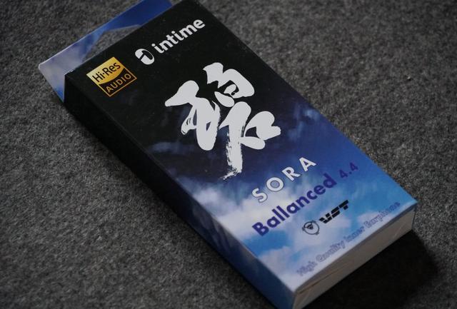 这碧太猛 日本最火的高解析黄铜耳机4.4平衡版全国首测 干货对比