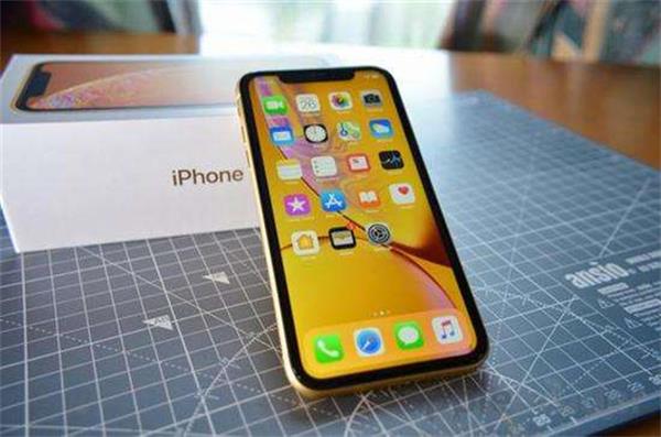 iPhone12发布后，iPhone XR和iPhone XS Max跌成小米价了！