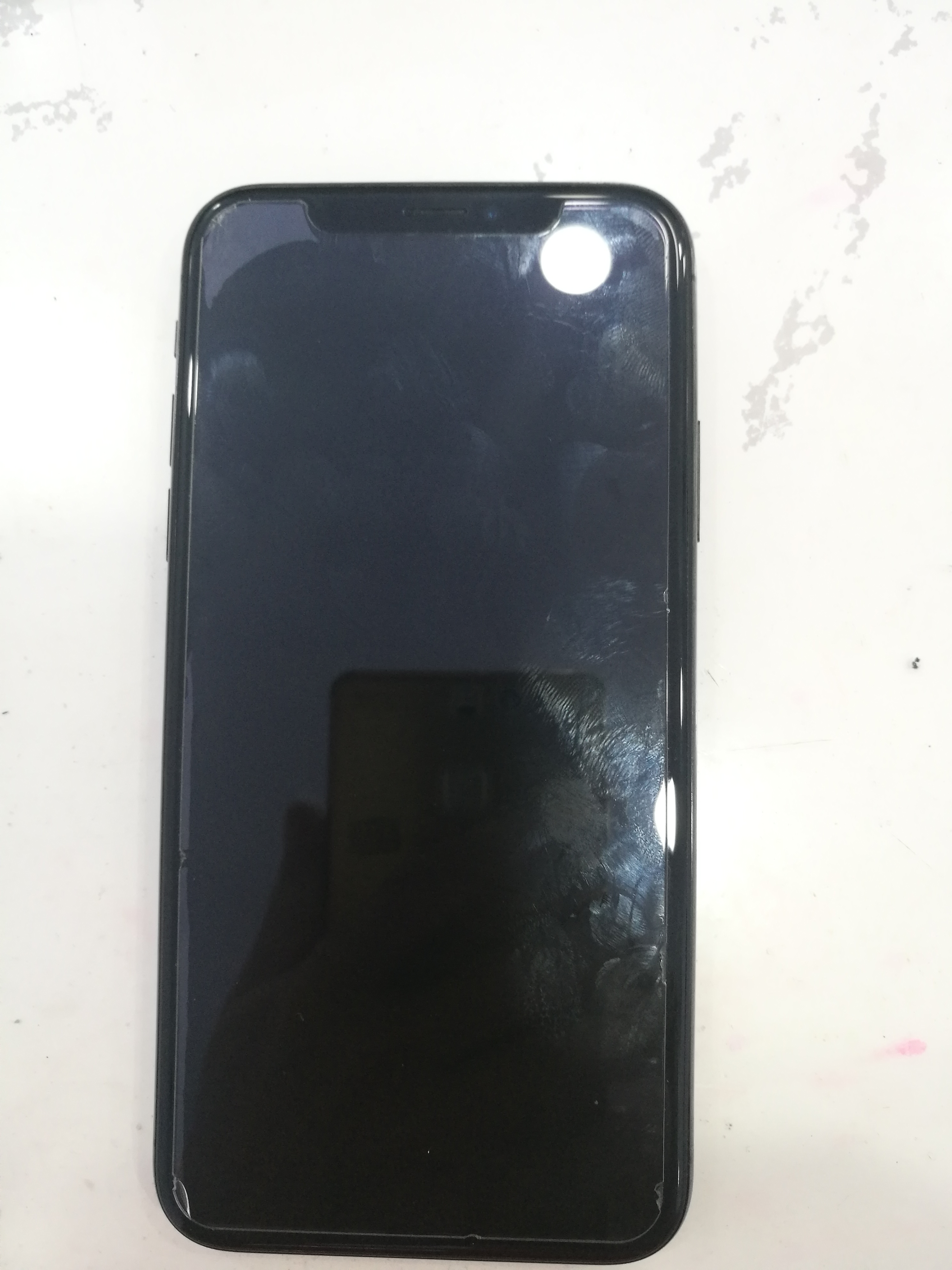 IPHONEX苹果X死机有声音无显示不开机怎么办？三个按键可强制开机