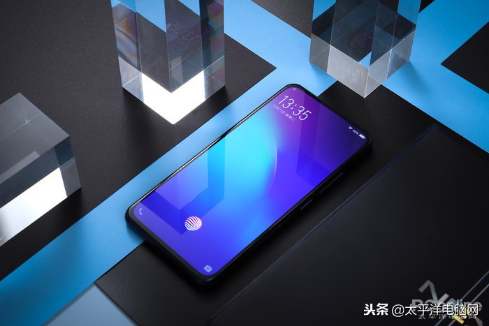 vivo NEX双屏版评测：谁说科技时尚不能相得益彰？