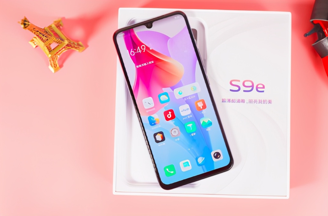 vivo S9深度测评，实用性、可玩性兼备，自拍小能手实锤