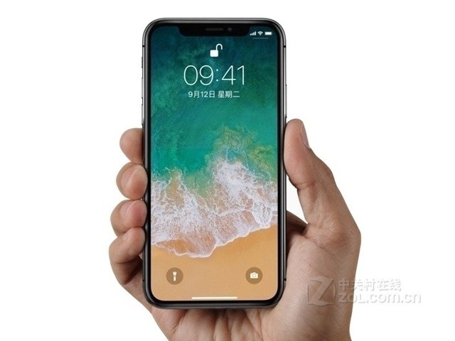 iPhone用了五年的刘海屏，只因他太在乎你的脸