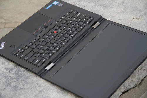 回想当年Thinkpad X1 Carbon的出现，颠覆了我对小黑的认知