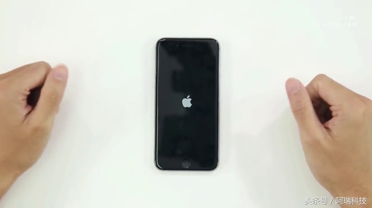 iphone 6碎屏换屏拆机图解