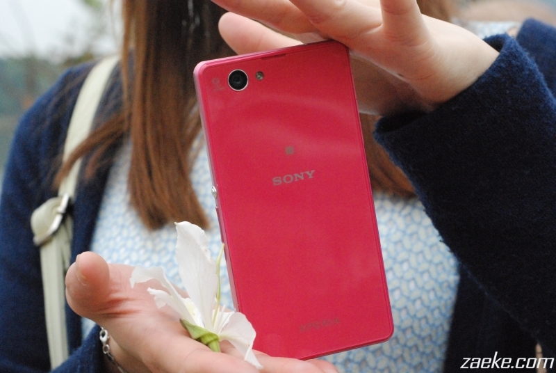 Sony Z1 Compact - Powerful MIN