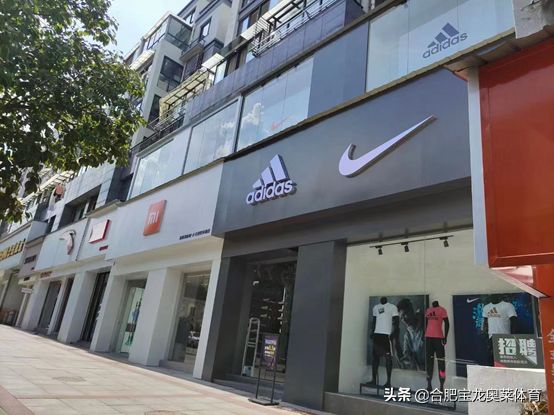 耐克阿迪达斯折扣店加盟：都想开品牌门店？品牌这么重要？