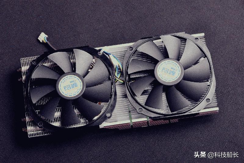 这就是你们要的RTX2060 铭鑫视界风RTX2060-6GBD6 炫彩版图赏