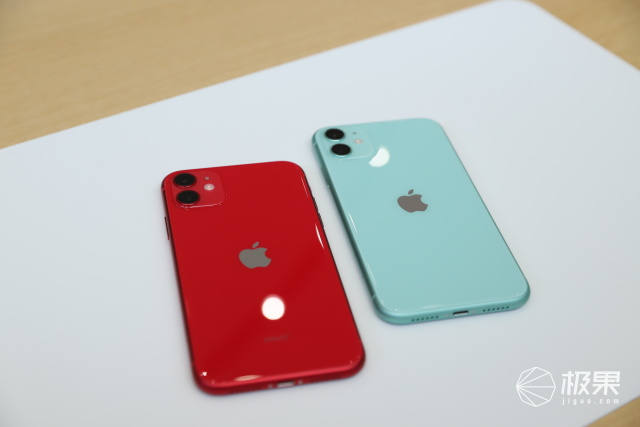 iPhone 11上手体验：1200万后置双摄+A13仿生芯片