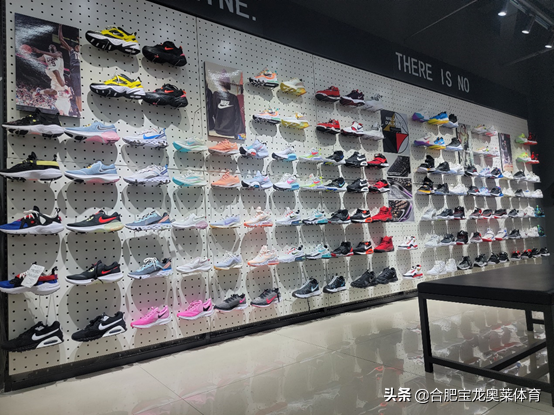 耐克阿迪达斯折扣店加盟：都想开品牌门店？品牌这么重要？