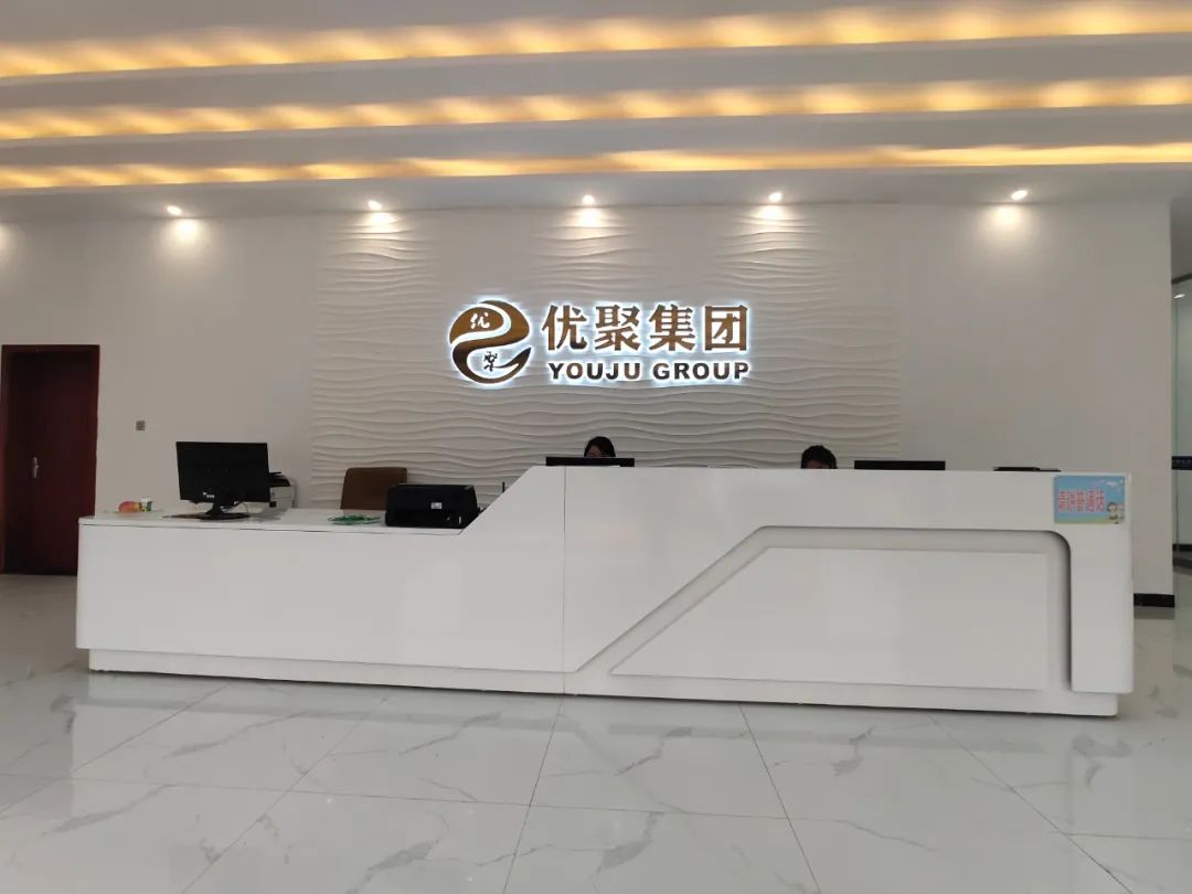 搭上有9000+网点的袋鼠皮具开美妆单品牌店，优聚想做什么？