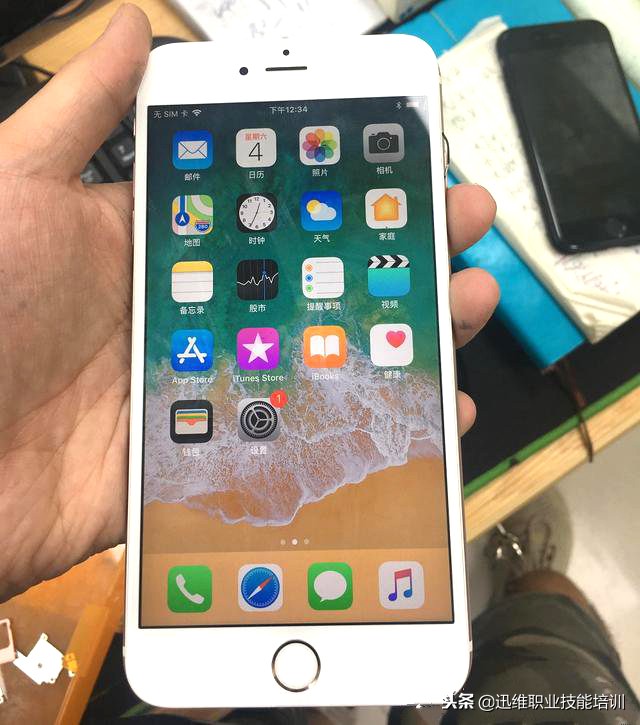 iPhone6S充电后手机黑屏怎么办？奇葩刷机报错，问题出在哪里？